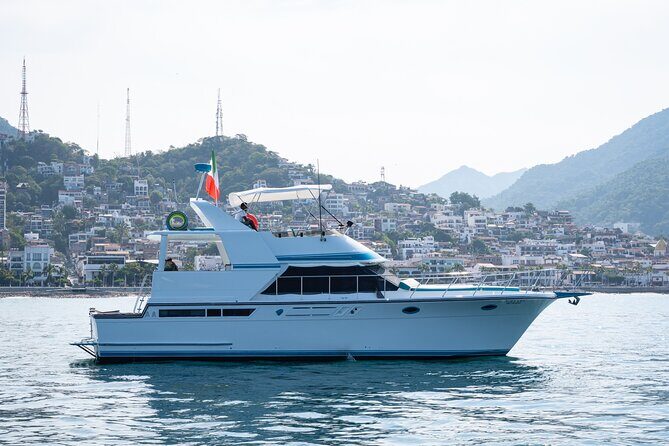 Puerto Vallarta Private Yacht Adventure 5 hours + 1 hour Free - Key things I’d plan around