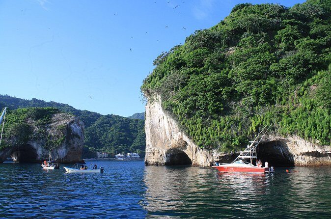 Small Group Snorkeling in Los Arcos, Puerto Vallarta - Stop 1: Los Arcos de Mismaloya and why rules matter